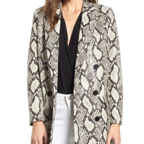 Mural Nordstrom Jackets & Blazers - Mural Nordstrom Python Faux Print Jacket.  SZ S
